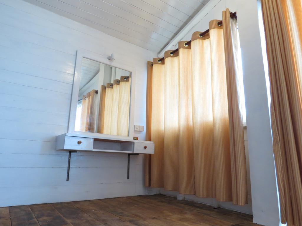 Why Not Guest House ヒッカドゥワ エクステリア 写真